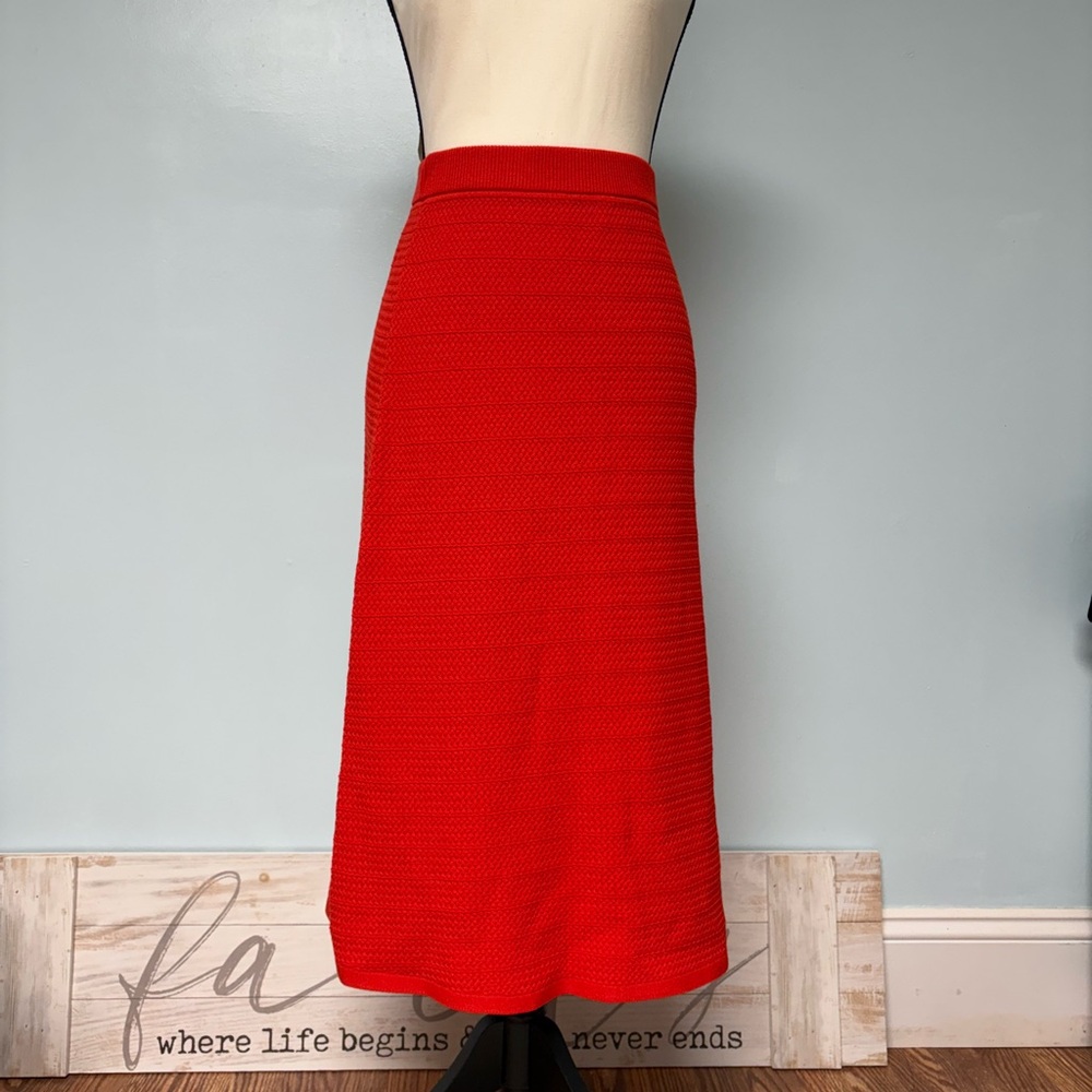 Banana republic skirt, XS, dark orange (almost red)